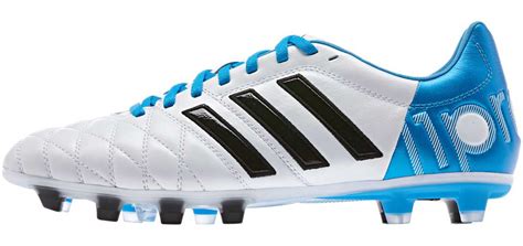 toni kroos football boots.